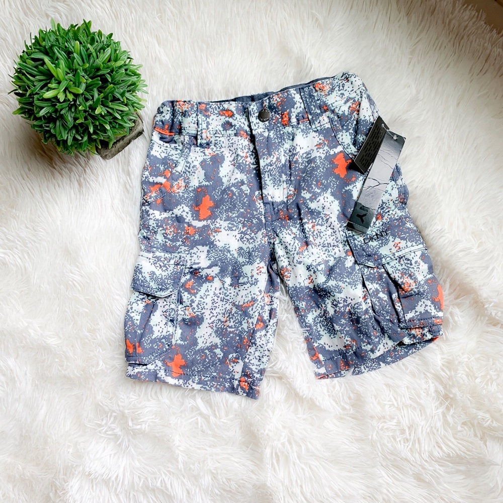 NWT DKNY TODDLER BOY CARGO SHORTS SZ 3T